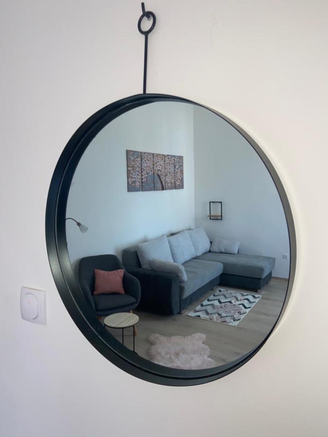 Rad-Var Apartmanhaz Eger Exteriör bild